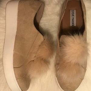 Steve Madden size ten Pom Pom sneakers